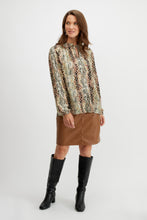Load image into Gallery viewer, Tie front blouse/mosaic flowers