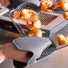 Load image into Gallery viewer, Silicone Mini Oven Mitts