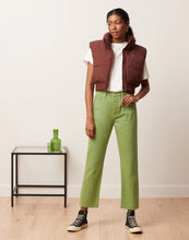 Load image into Gallery viewer, CHLOE STRAIGHT JEANS / GREEN EYES / 100% COTTON