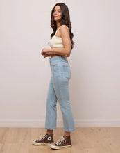 Load image into Gallery viewer, Alex Bootcut Jeans/Sun kissed
