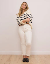 Load image into Gallery viewer, Emily Slim Jeans/Pearl White
