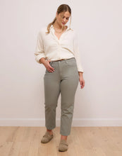 Load image into Gallery viewer, Chloe Straight Jeans/Sea Moss
