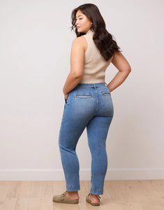 Malia Relaxed Jeans/Blue D'Azure