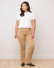 Load image into Gallery viewer, Emily Slim Jeans/Butterscoth
