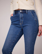 Load image into Gallery viewer, Alex Bootcut Jeans/Coastal Blue
