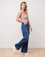 Load image into Gallery viewer, Lily Wide Leg Jeans/Oxford Blue
