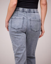 Load image into Gallery viewer, Malia Relaxed Jeans/Ocean Side
