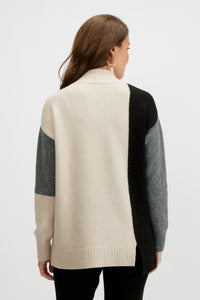 Long sleeve color block sweater/Pebble combo