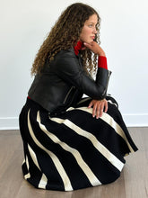 Load image into Gallery viewer, Skirt - Knit 2 tone Skirt
