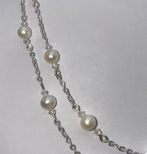 Load image into Gallery viewer, Long Pearl &amp; Silver Chain necklace
