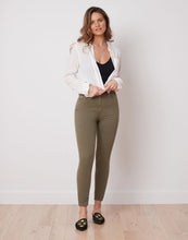 Load image into Gallery viewer, Rachel skinny jeans/mosstone
