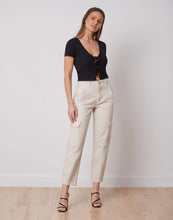 Load image into Gallery viewer, Chloe Straight jeans/beige
